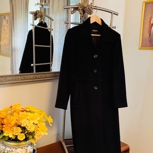 Cashmere coat